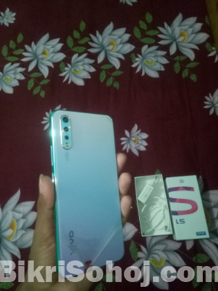 Vivo S1